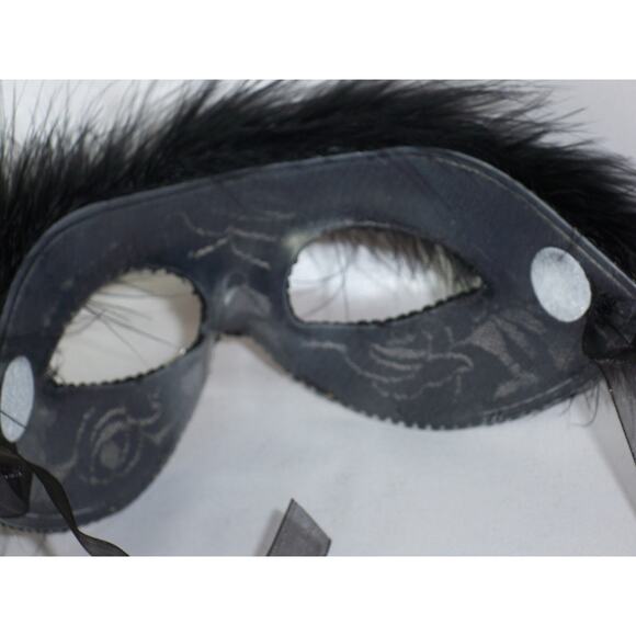 Black cat mask, masquerade mask, mardi gras mask, halloween mask, prom mask - Picture 5 of 5